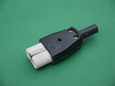 Heißgerätestecker schwarz Keramik DDR Schutzkontakt Netzstecker Gerätestecker