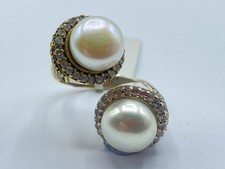 Schöner Ring Gold auf