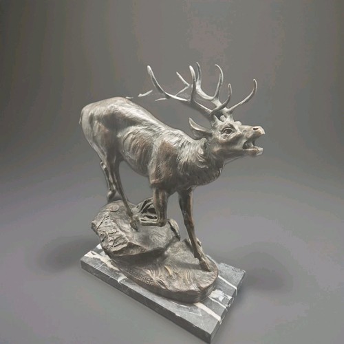 Bronzeskulptur des künstlers - des,