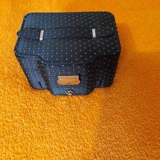 kleines blaues Schmuckkästchen mit Schlüssel  viele Fächer