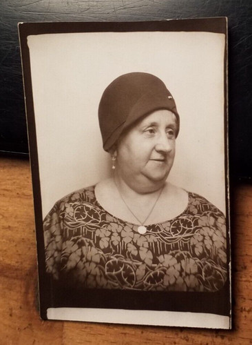 Frau mit schmuck - schmuck, kette