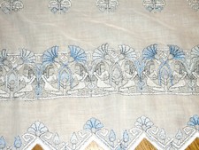 Scheibengardinen gestickte Motive weiß blau silber halbtransparent 57cm  Höhe 