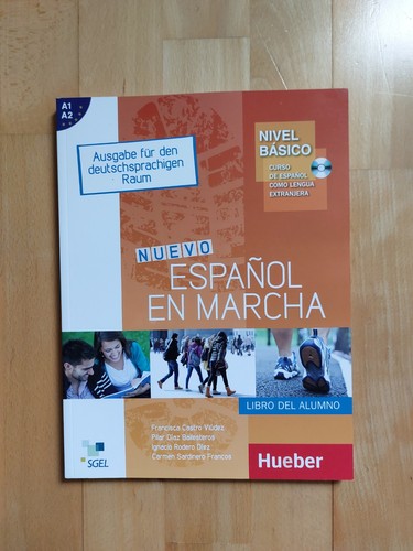 Nuevo español marcha - español, en