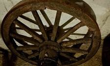 Antikes Original Holzrad