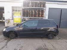 Schlachtfest VW Golf 5 V 1,9 TDI Bj.2004  Ausschnitt vom Einstieg Nr.86/25