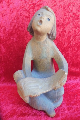 Schöne alte holzfigur - alte,