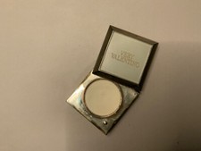 Valentino Parfum in Puderform Very Valentino Rarität Schmuckdose versilbert