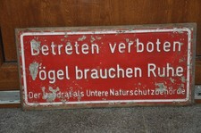 Altes Blechschild,Betreten