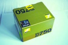 Nikon D 750 Body NEU !