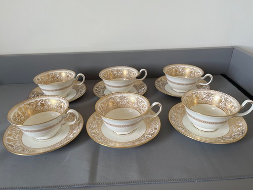 Wedgwood gold florentiner - gold, x