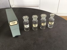 4 Apotheker - Flaschen mit