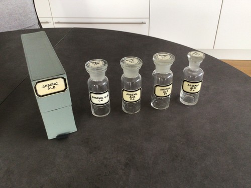 Apotheker flaschen mit - -,