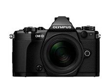 Olympus E-M5 Mark II mit M.Zuiko 12-50mm f/3.5-6.3 EZ Objektiv - Systemkamerakit