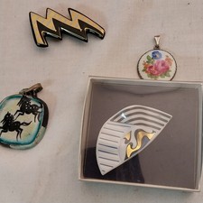 Porzellan - Keramik 4 schöne