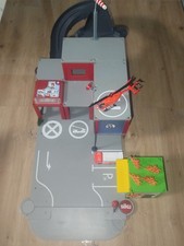 Siku  World 5508 Feuerwache Feuerwehr mit Licht Soundmodul  Gebraucht ohne OVP