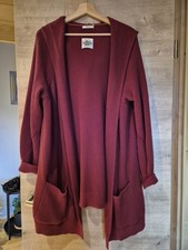 Longcardigan, Weste V. Cecil