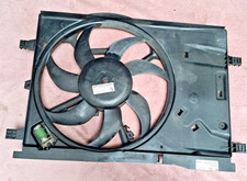 Kühlerlüfter Opel Corsa D  13263552 .OPEL Corsa D OPC Line.1,4L.auch andere Teil