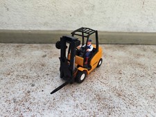 Jungheinrich Gabelstapler gelb alt 1:24 leicht defekt mit Fahrer