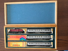 Arnold 047 Zugset BR211 mit Silberlingen