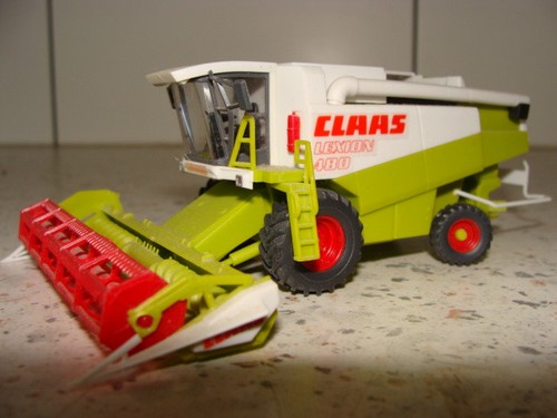Kibri 50858 mähdrescher claas - mähdrescher,