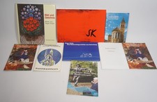 9-tlg. Lot Bücher Broschüren