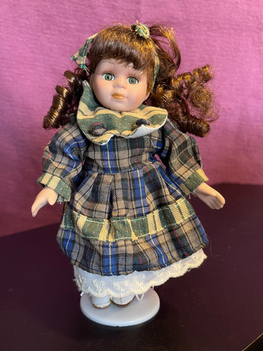 Puppe kleines mädchen - kleines,