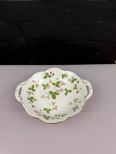Wedgwood wild strawberry - wedgwood,