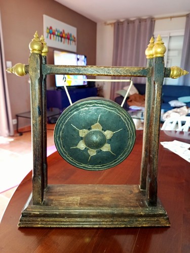 Asiatischer feng shui gong - feng,