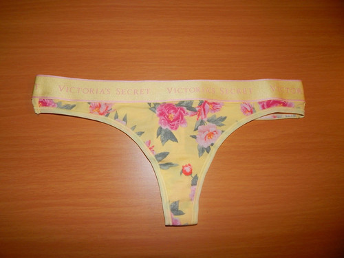 Victoria secret tanga - s,