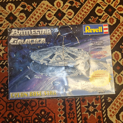 Revell battlestar galactica - revell,