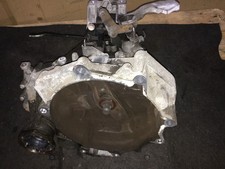 19397// 5-Gang Schaltgetriebe " JHU "  VW Golf V (1K) 1.4 59Kw 80Ps 18523