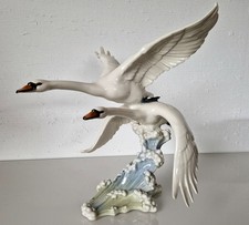 Hutschenreuther Porzellanfigur "fliegende Schwäne"