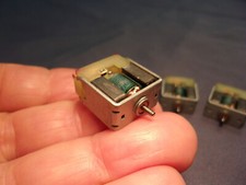 Motor 7 v - dc, 3-7