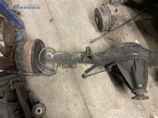 Hinterachse komplett Nissan