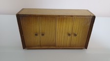 Puppenhaus Kleiderschrank