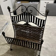 Zeitungsständer Metall und Rattan 