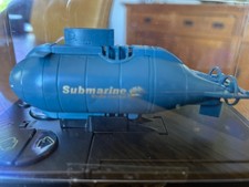 MINI RC U-BOOT in Klarsichtbox mit Fernsteuerung und Ladegerät 120mm Amewi 26037