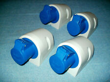 Vier CEE Aufbausteckdosen mit Deckel 16 A