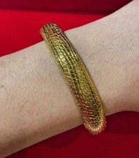 Vintage Vendome Gold T