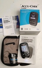 ACCU CHEK Guide Blutzuckermessgerät Set inkl. 10 Teststreifen OHNE Stechhilfe 