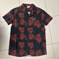 Red Bull Hemd Gr. Medium Schwarz Mit Farn Pflanzen