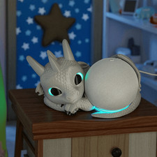 Echo Dot 5 Halterung Babydrache – PLA 3D-Display Grau Schwarz Glow