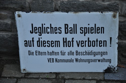 Altes emaischild ddr - emaischild, ddr,ball
