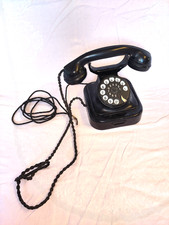 Wunderschönes altes antikes Telefon mit Gabel und Wählscheibe schwarz