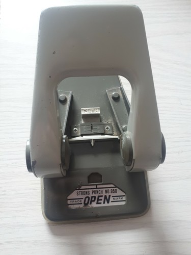 Alter locher grau - alter,