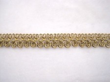 Zarte Brokatborte Gold