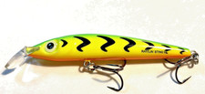 Salmo Rattlin Sting 9 Wobbler, Jerkbait, Kunstköder, 9cm, Suspending