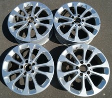 4x Orig. Mercedes-Benz GLA