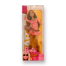 NRFB Barbie Fashionistas Artsy