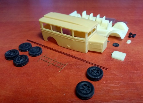 2000 bus - 2000,